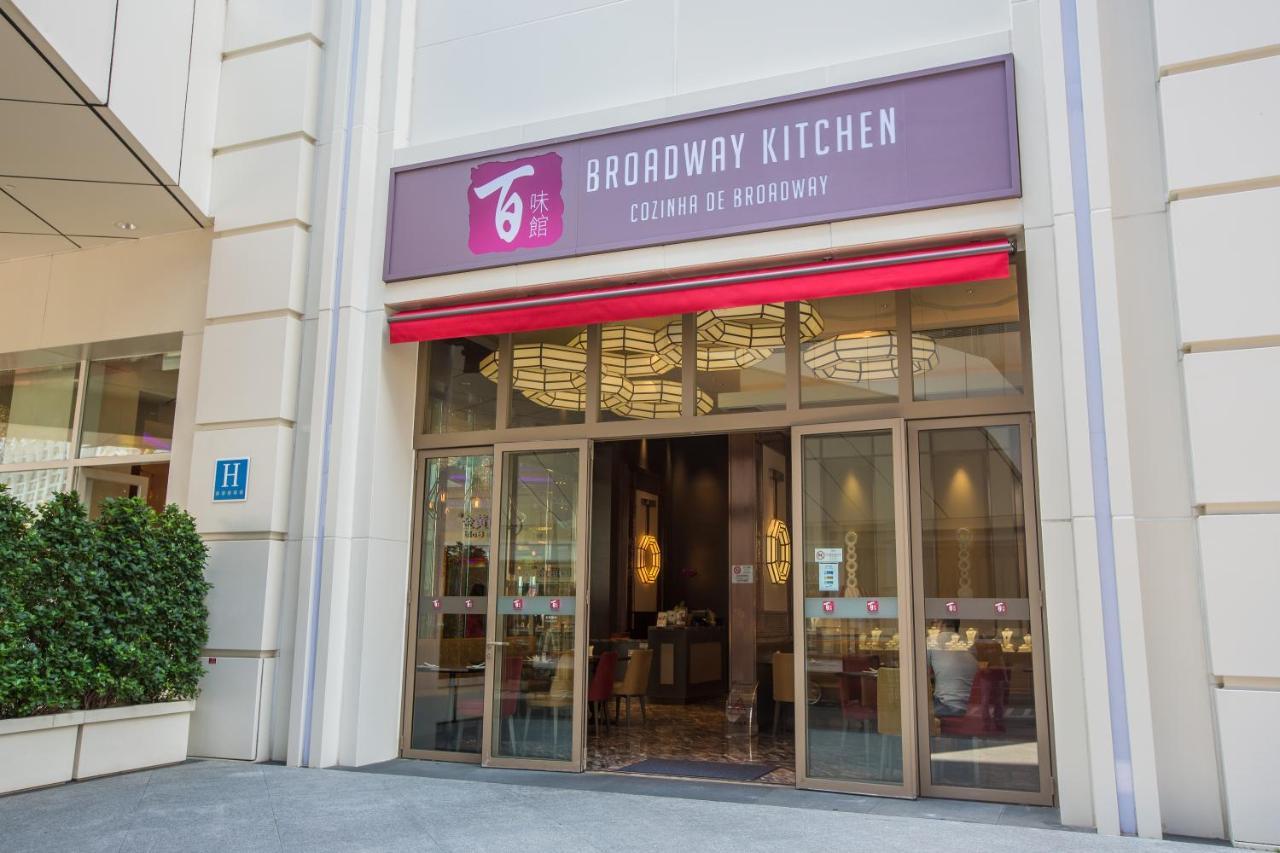 Broadway Hotel Macao Esterno foto